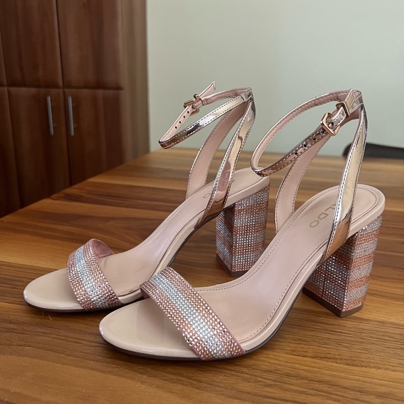 ALDO - Diamond Heels - Size 7 - Picture 4 of 8
